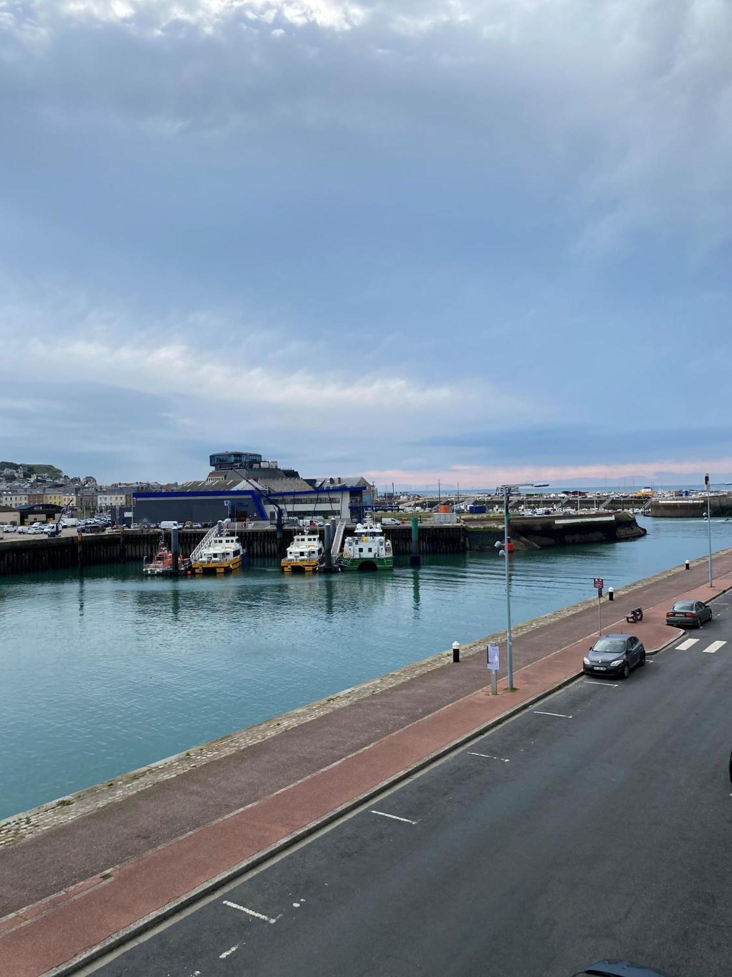 Le Hublot Charmante Maison Au Calme Fecamp Vue Sur Le Port Esterno foto